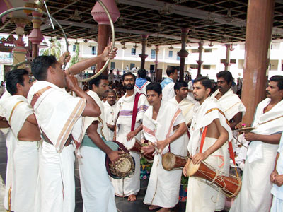 The traditional Panchavadyam welcoming Bhagawan into the Sai Kulwant Hall